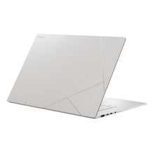 Load image into Gallery viewer, ASUS Zenbook S 16 UM5606WA-RJ091W AMD Ryzen AI 9 HX 370 32GB 1TB SSD 16IN Touch Win 11 Home White